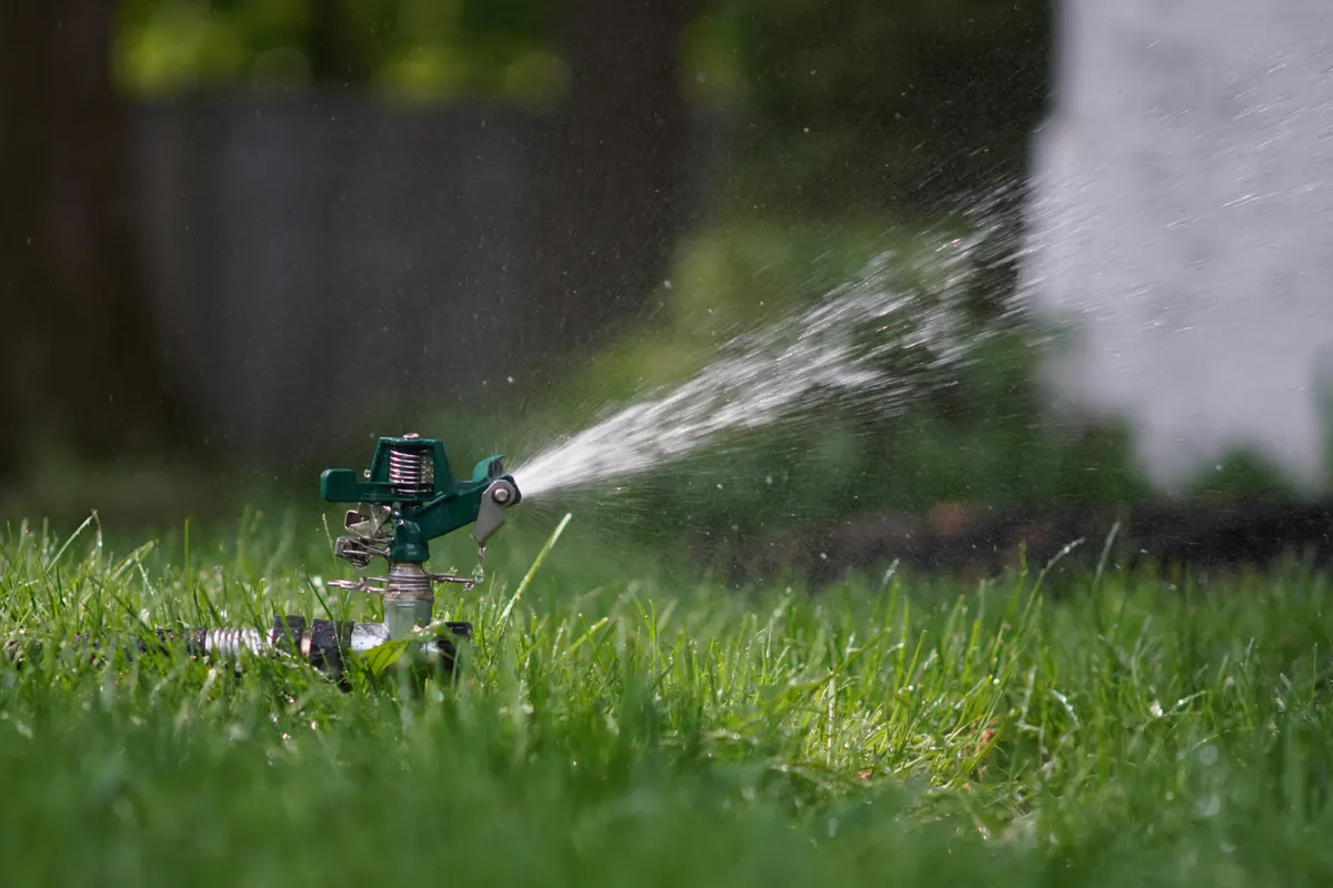 Lawn Sprinkler Spray