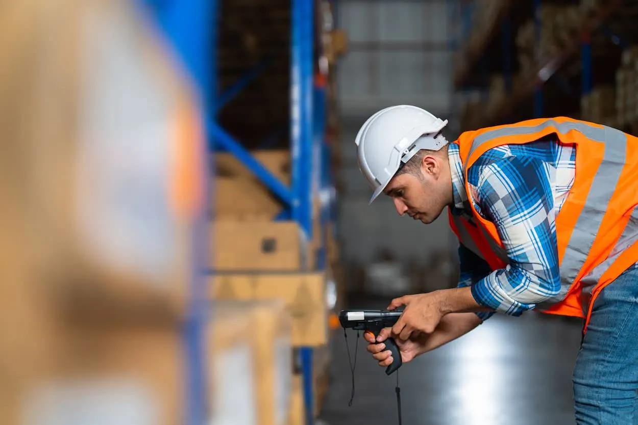 Scanning and validating a sales order